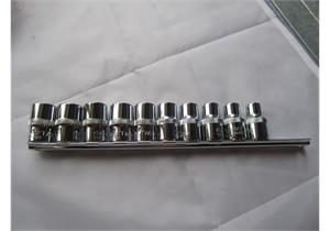 Steckschlüsseleinsätze KW 1/2" Combi 10-11-12-13-14-15-16-17-18 + 19mm auf Schiene - 285